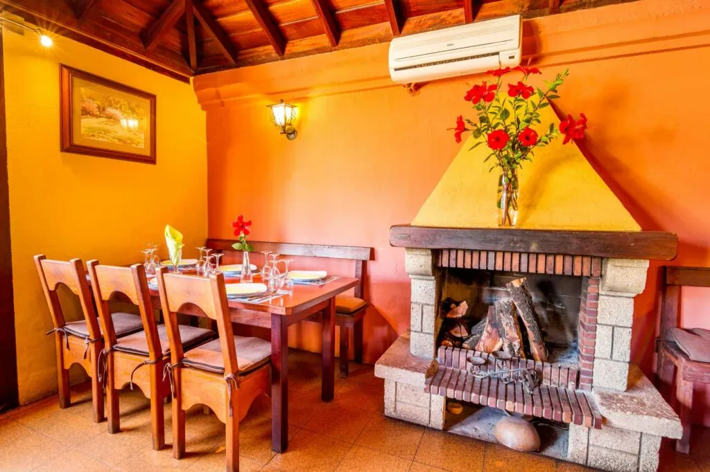 Comedor restaurante típico de Islas Canarias